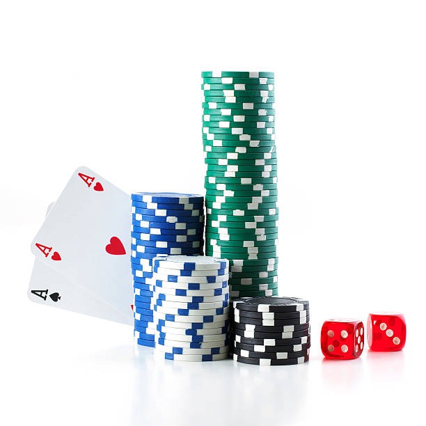 European Roulette live studio setup with professional dealer and multi-camera feed on homebet8